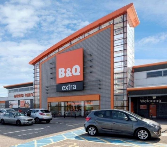 B&Q, Castleford